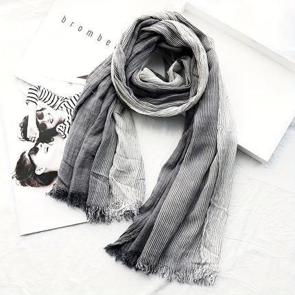 Luxurious Men’s Striped Winter Scarf