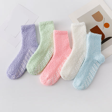 Solid Fuzzy Non-Slip Socks (5 Pairs)