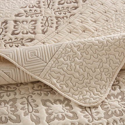 Reversible Quilted Floral Bedspread Set - 3-Piece