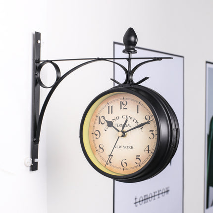 Retro Wall Clock - Elegant Outdoor Patio Timepiece