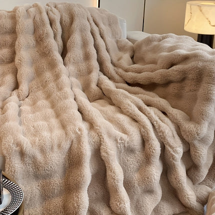 Cozy Bubble Rabbit Plush Blanket - All-Season Comfort