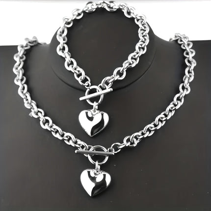 Elegant Heart Pendant Set