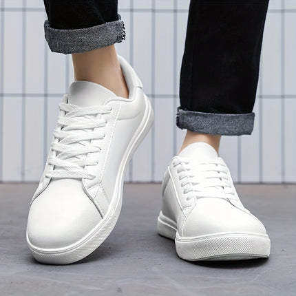 Men’s Classic Lace-Up Sneakers