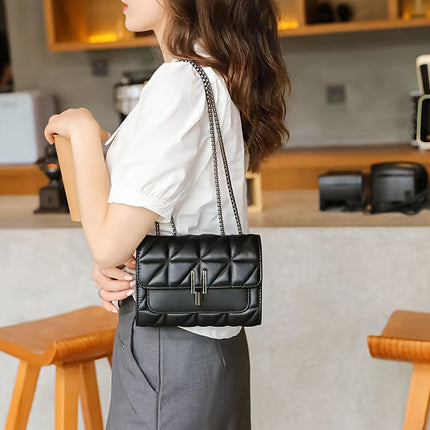 Quilted Chain Shoulder Bag