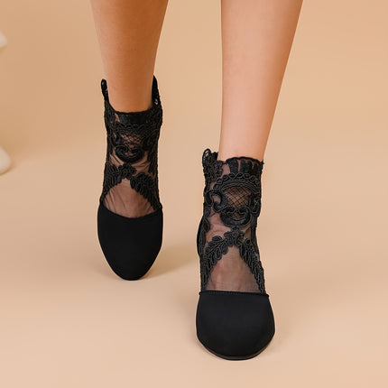 Elegant Floral Lace Chunky Heel Boots